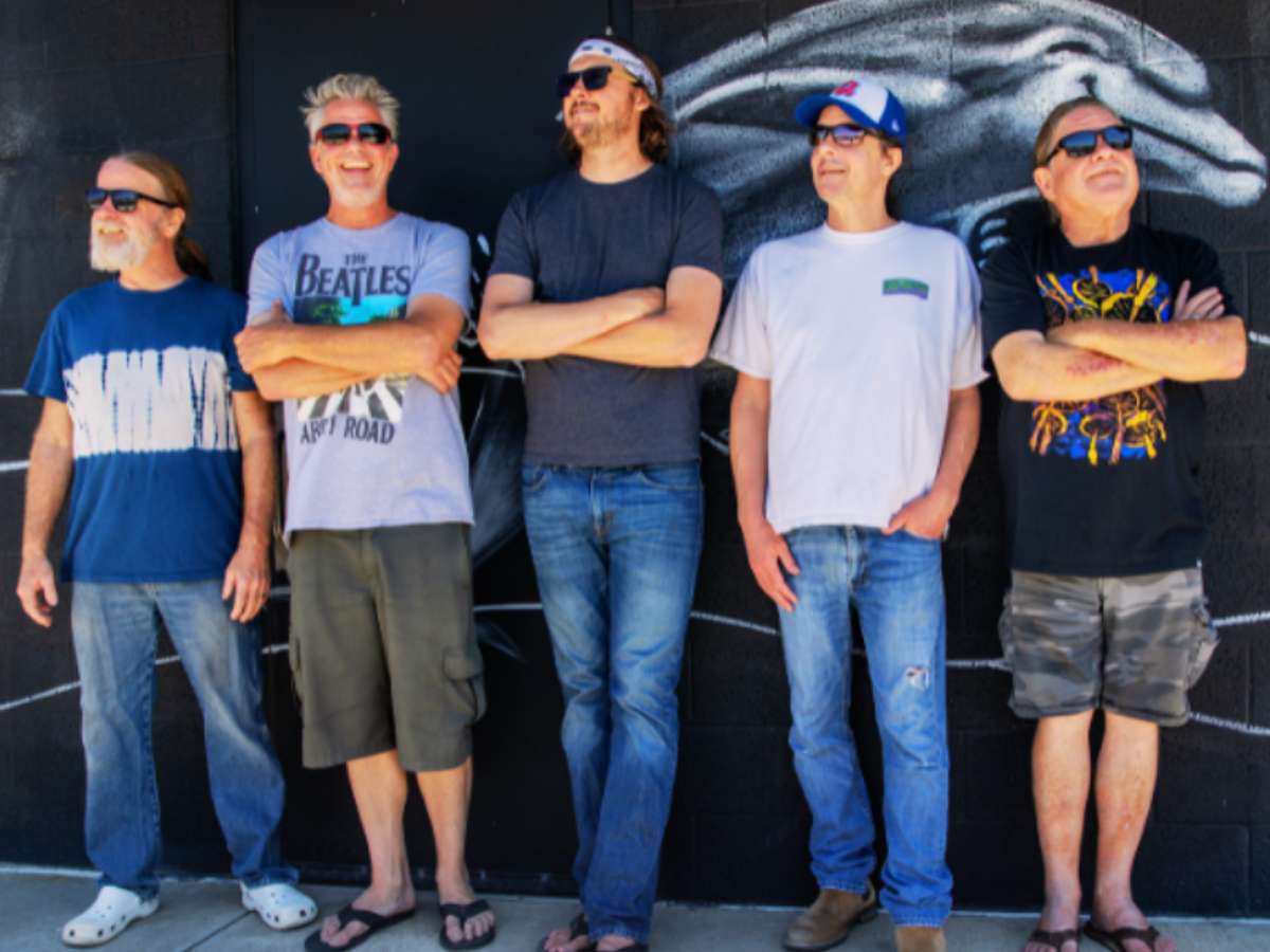 Cubensis performs American Beauty
